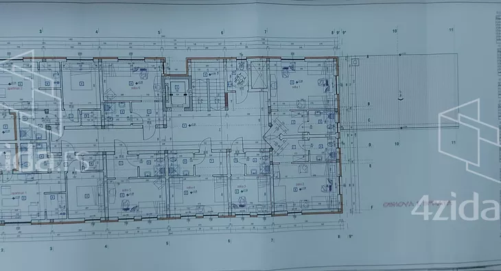 Poslovna zgrada | 4zida