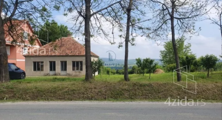 Plac | 4zida