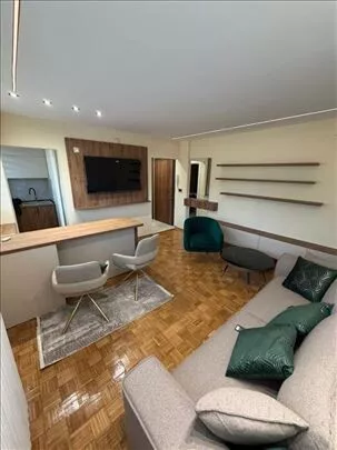 Studentska | 4zida.rs