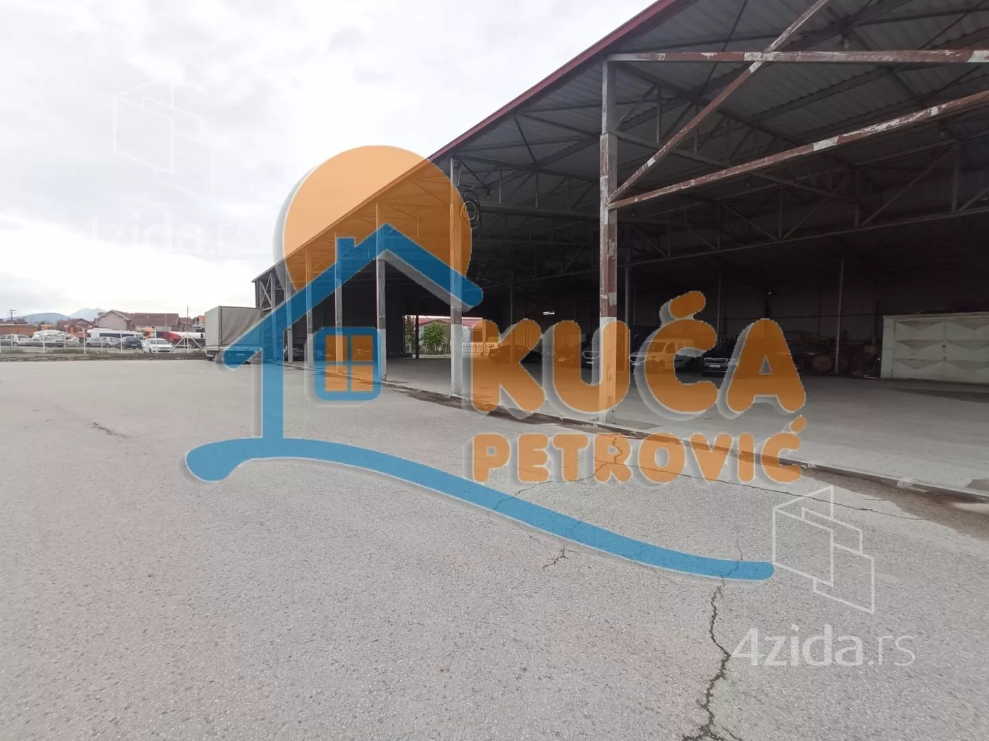 Lokal | 4zida