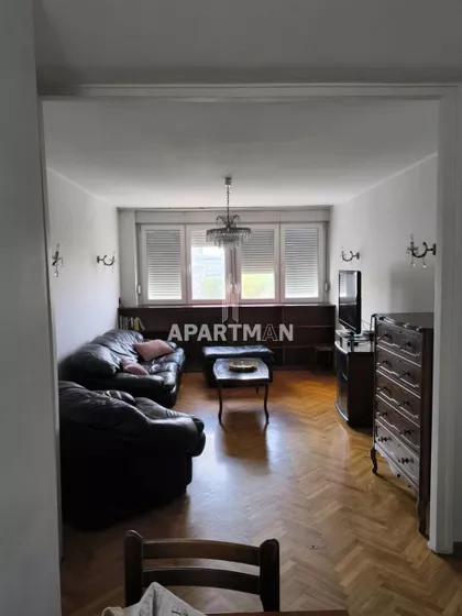 Pariske komune | 4zida.rs