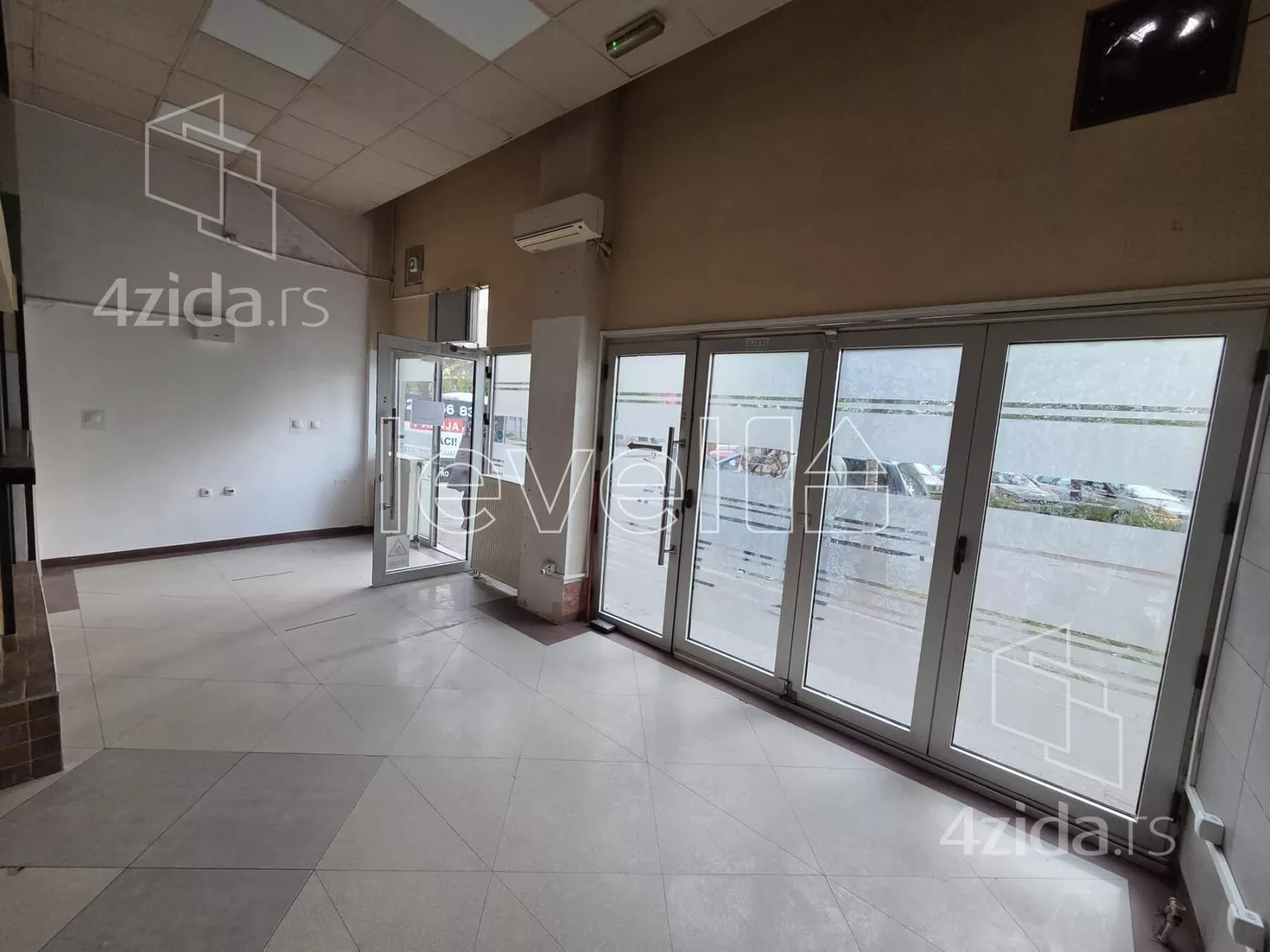 Poslovni prostor | 4zida