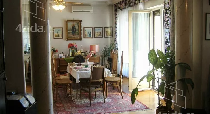 4-etažna kuća | 4zida