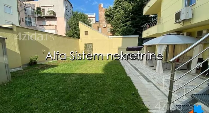 Petosoban stan | 4zida