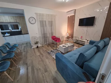 Lovćenska | 4zida.rs