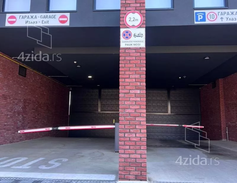 Parking | 4zida