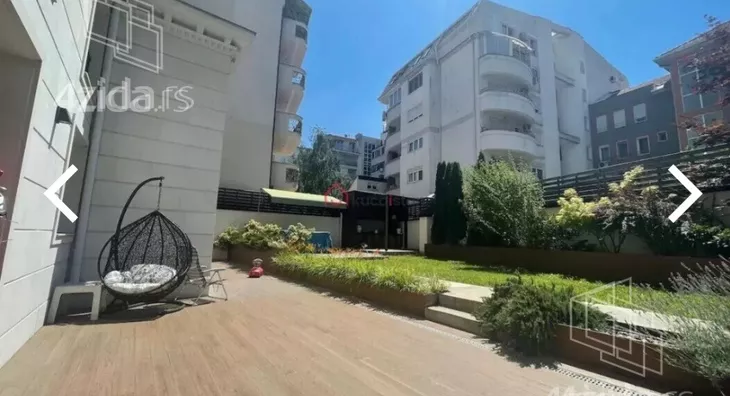 Petosoban stan | 4zida