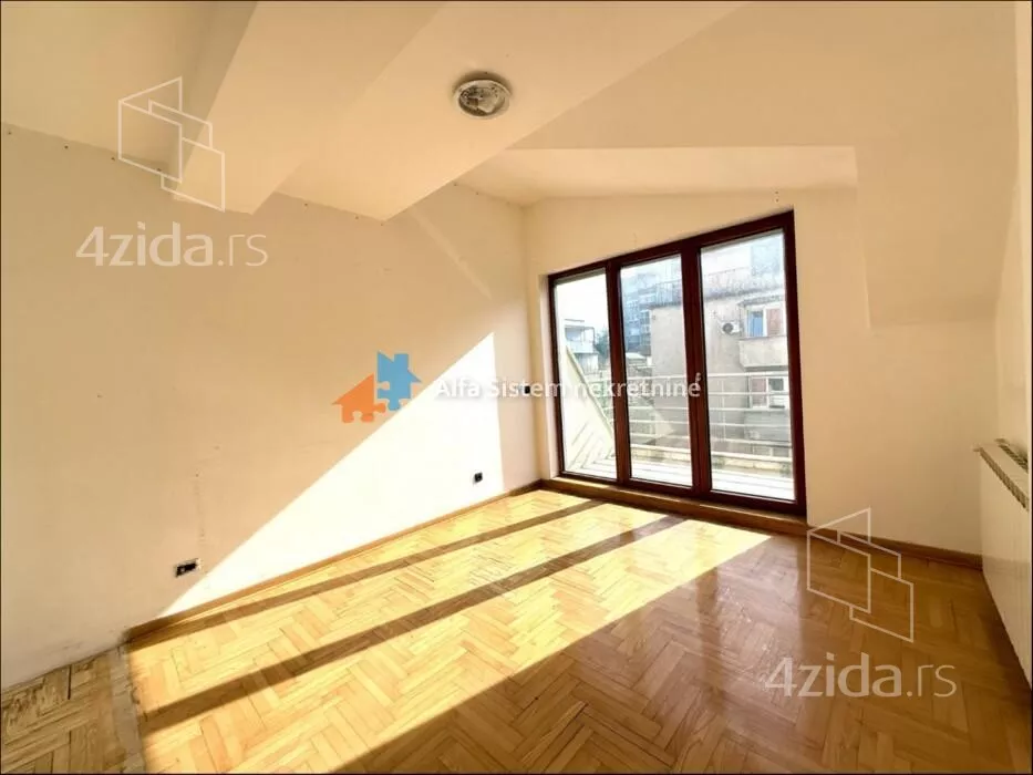 Šestosoban stan | 4zida