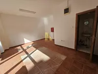 Lokal | 4zida