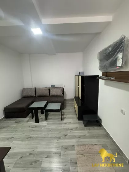 ILARIONA RUVARCA | 4zida.rs