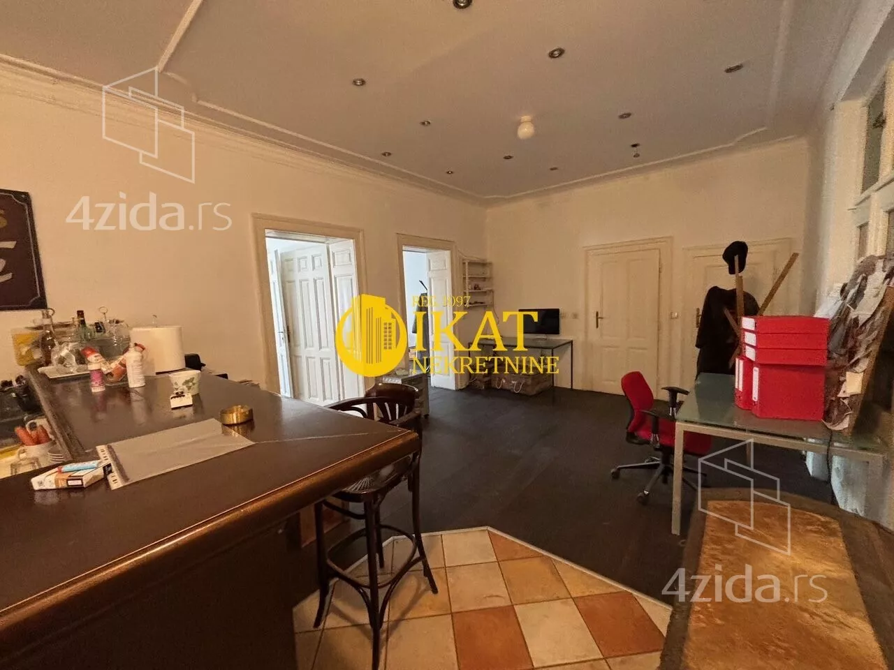 Troiposoban stan | 4zida