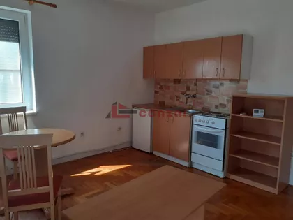 Kertvaroš | 4zida.rs
