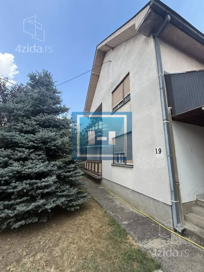Kuća | 4zida