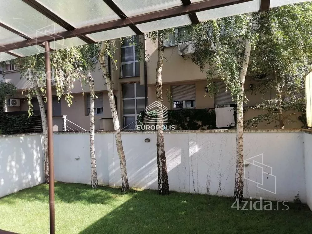 4-etažna kuća | 4zida