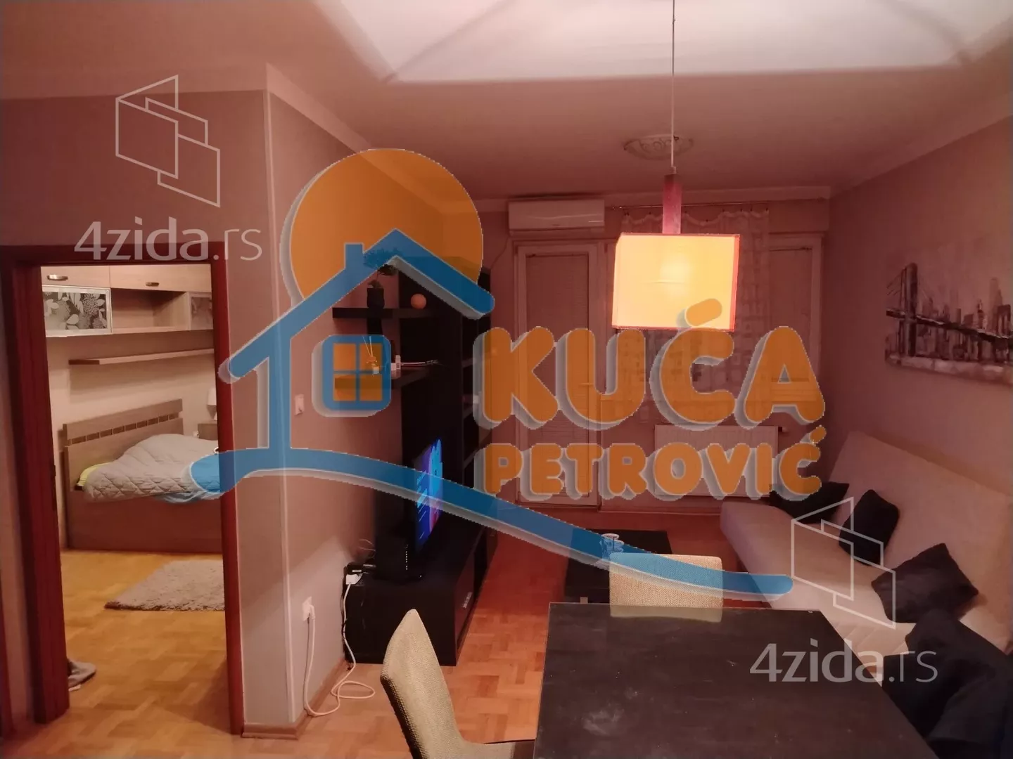 Jednoiposoban stan | 4zida