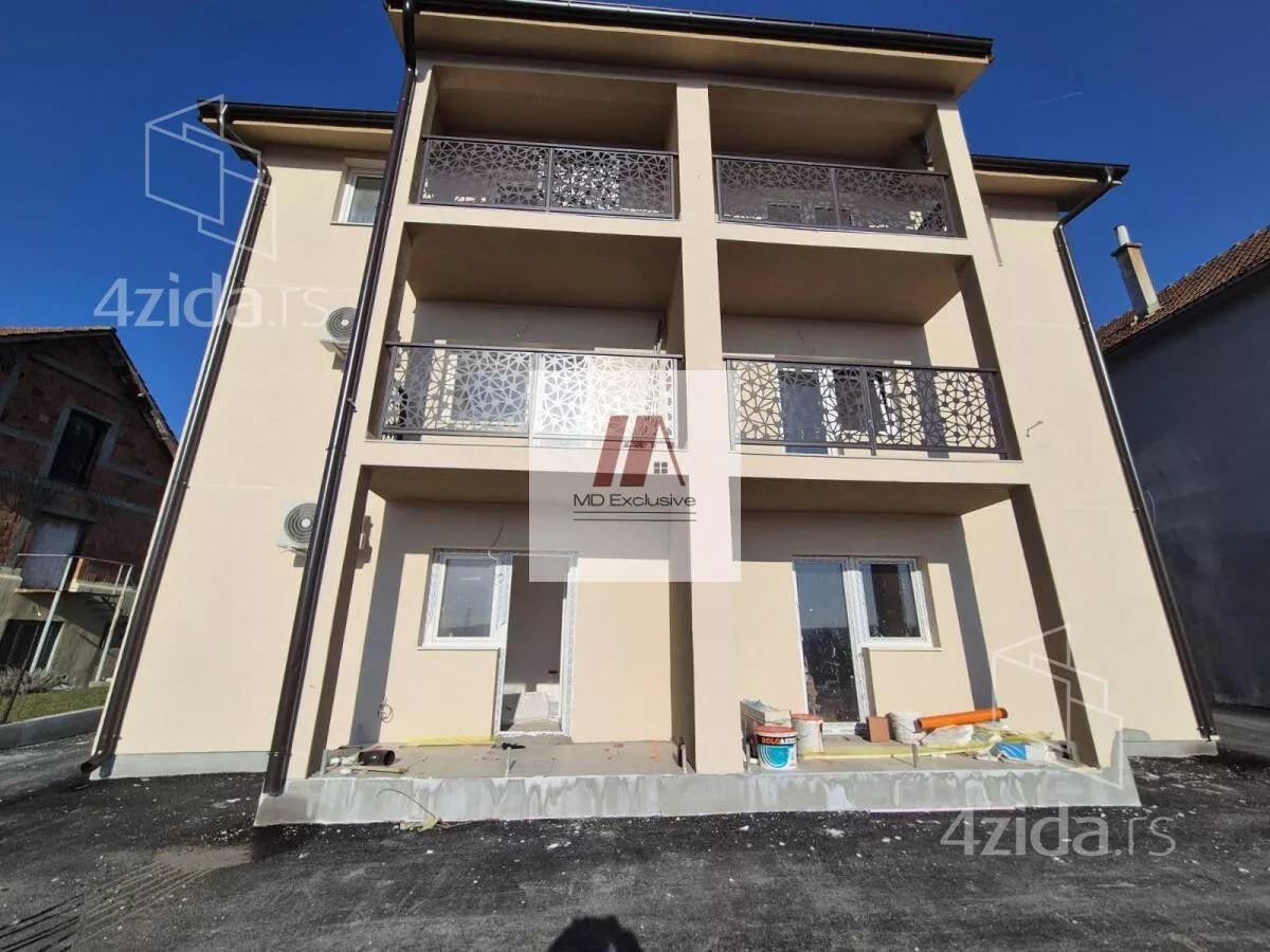 Dvoiposoban stan | 4zida