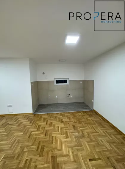 Studenička | 4zida.rs