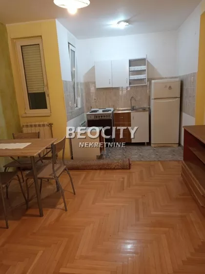 Dr Svetislava Kasapinovića | 4zida.rs