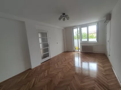 Gagarinova | 4zida.rs