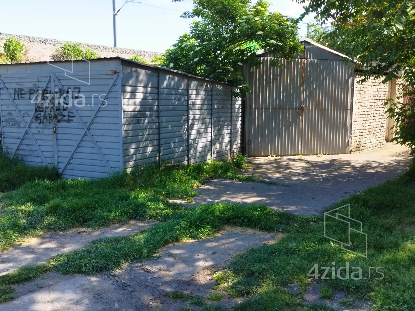 Garaža | 4zida