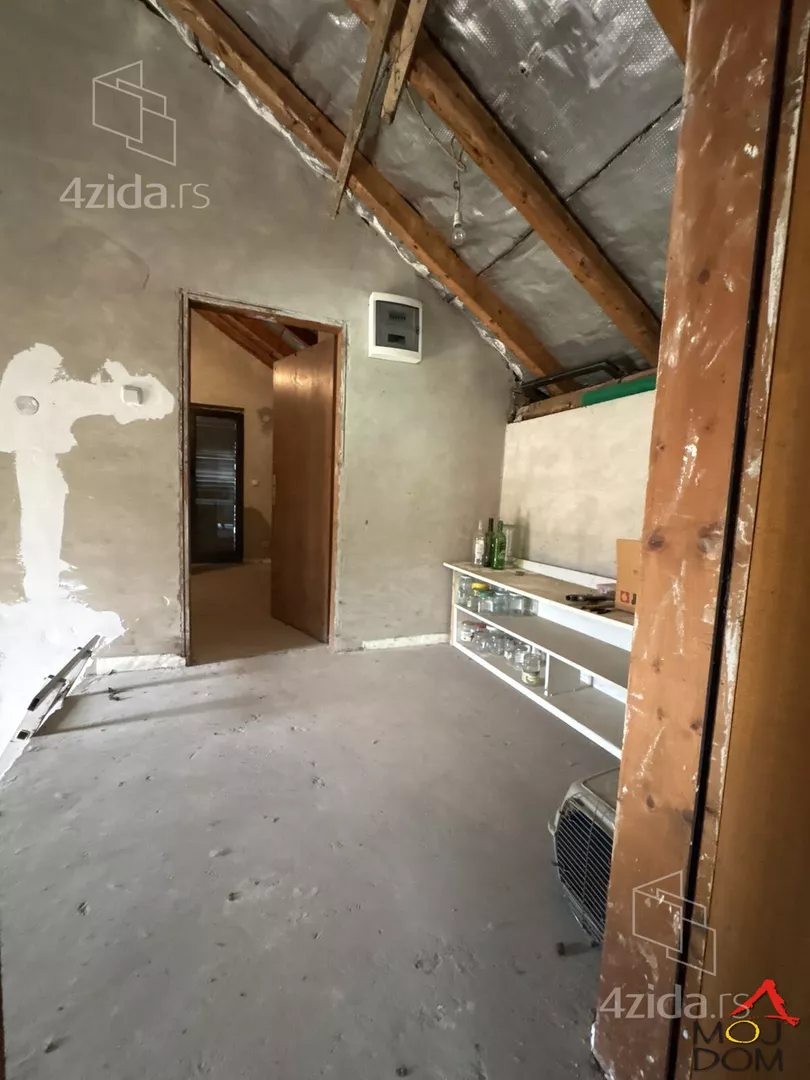 Kuća | 4zida