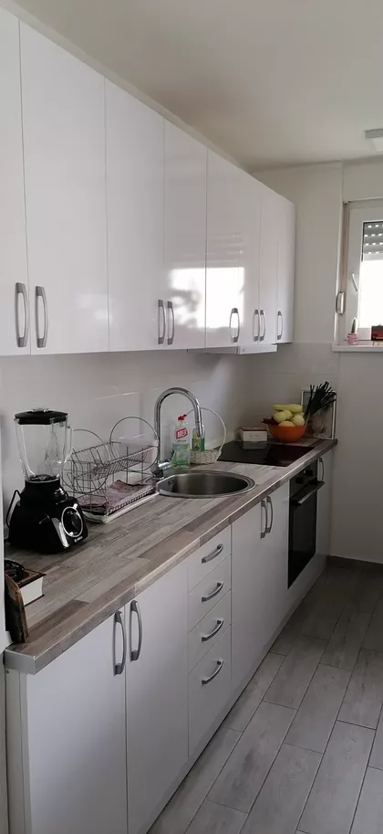 Patrijarha Pavla 10 | 4zida.rs