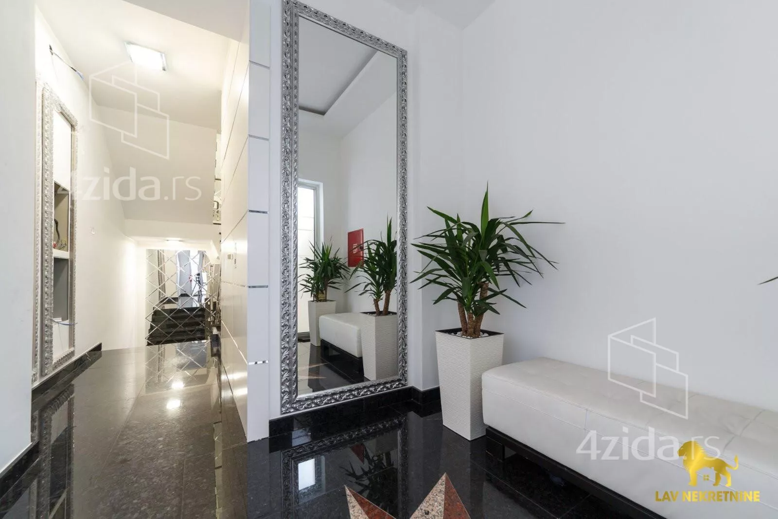 Troiposoban stan | 4zida