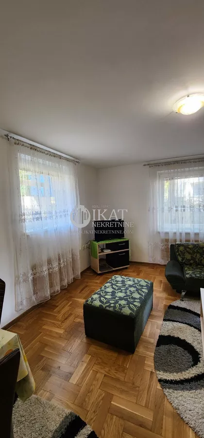 Miladina Pećinara | 4zida.rs