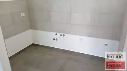 Novo Naselje | 4zida.rs