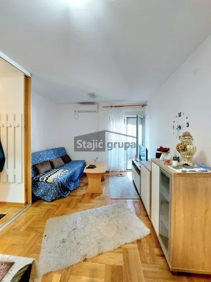 Žarka Zrenjanina | 4zida.rs