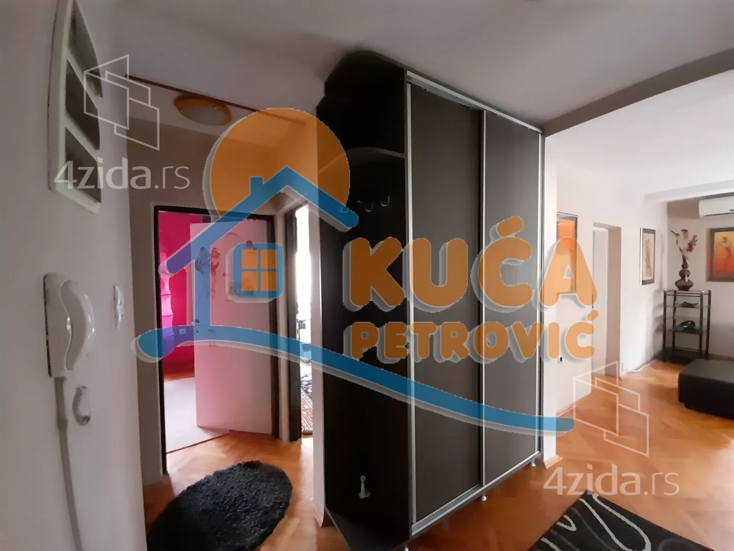 Troiposoban stan | 4zida