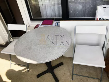 Prve Pruge | 4zida.rs