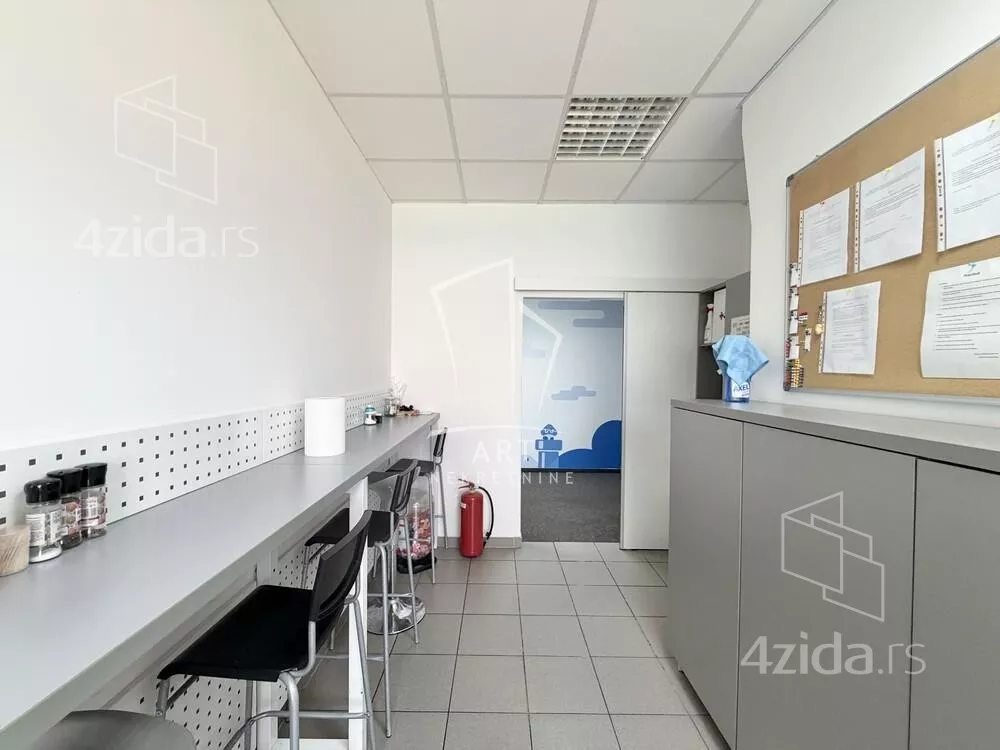 Kancelarija | 4zida