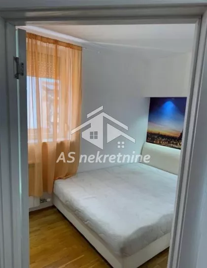 Lekino Brdo | 4zida.rs