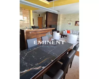 Patrijarha Varnave | 4zida.rs