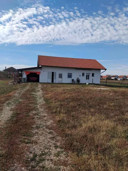 Oslobođenja 64 | 4zida.rs