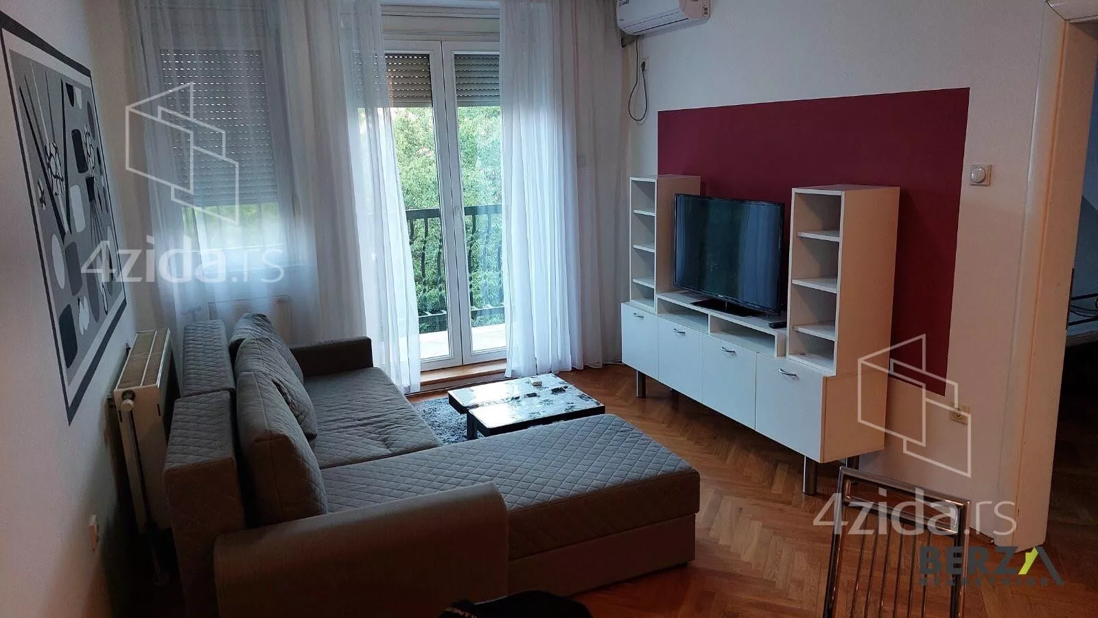 Jednoiposoban stan | 4zida