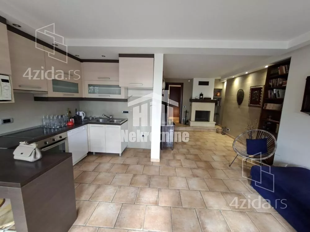 4-etažna kuća | 4zida