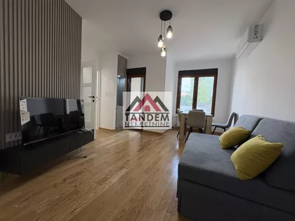 Dom Zdravlja | 4zida.rs