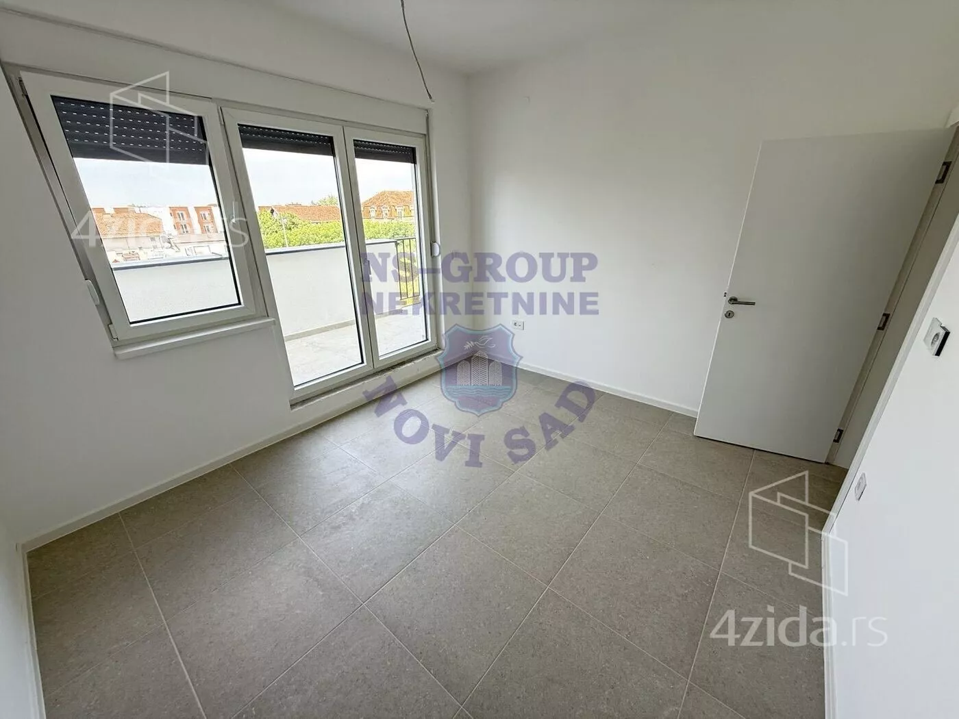 Petosoban stan | 4zida