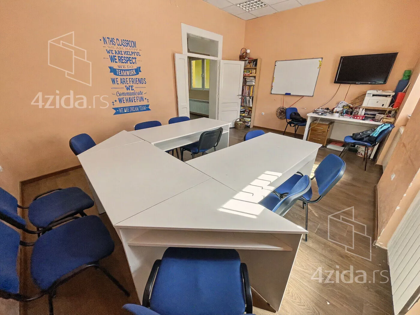 Poslovni prostor | 4zida