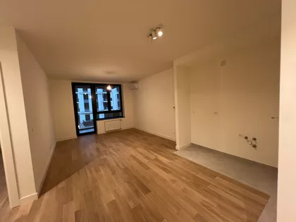 Luke Ćelovića Trebinjca 35 | 4zida.rs