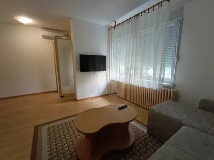 Pariske Komune | 4zida.rs