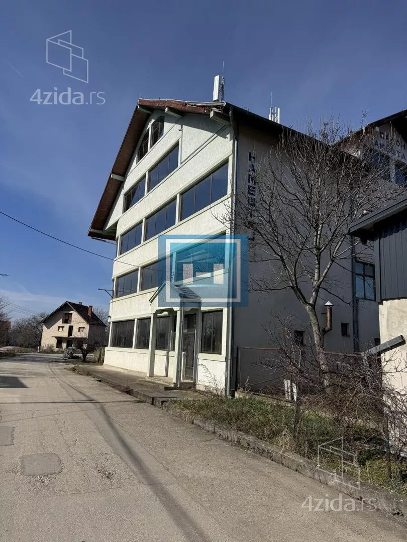 Poslovni prostor | 4zida