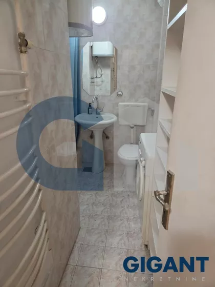 Albanske spomenice | 4zida.rs