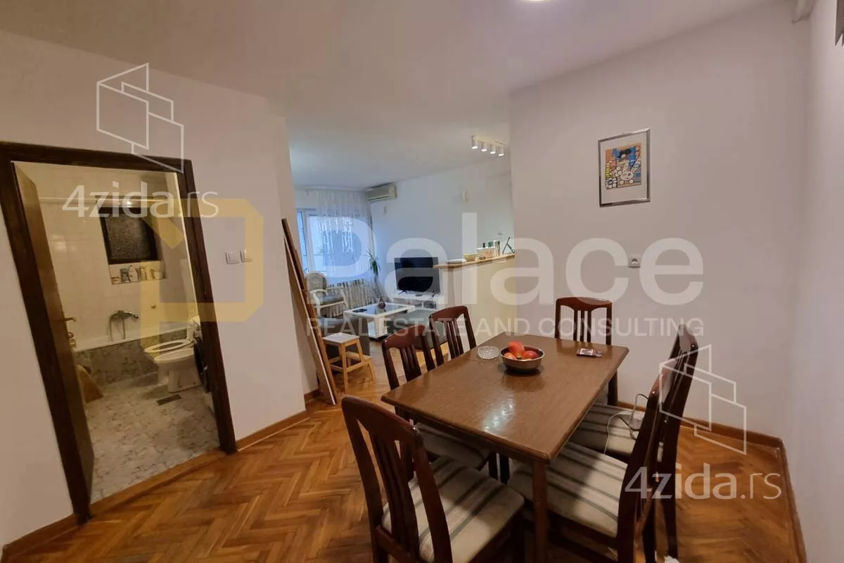 Petosoban stan | 4zida