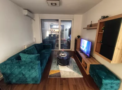 Majora Vladana Mikićevića 18 | 4zida.rs