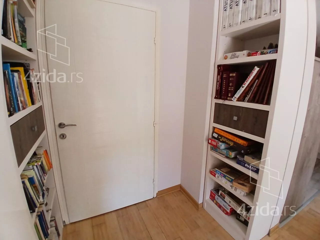 Četvorosoban stan | 4zida
