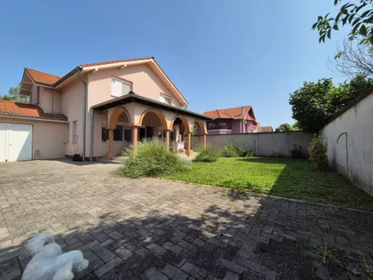 Aleksandrovo | 4zida.rs