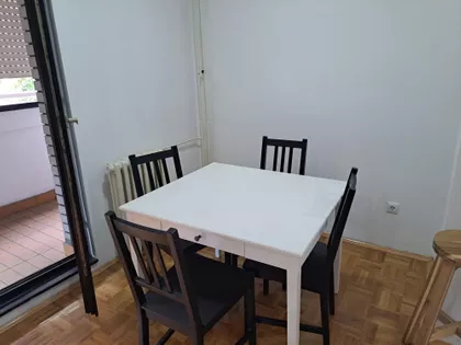 Mokroluška | 4zida.rs